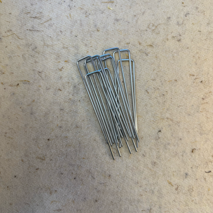 Staples for mulching x10