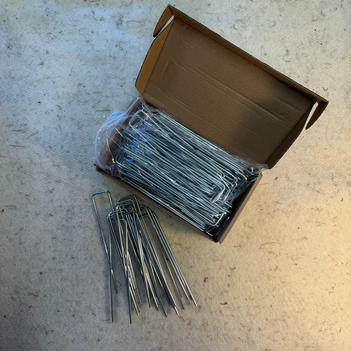 Staples for mulching x10